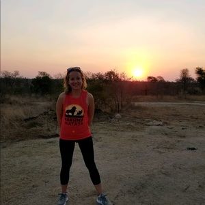 Meet your Posher, Danielle